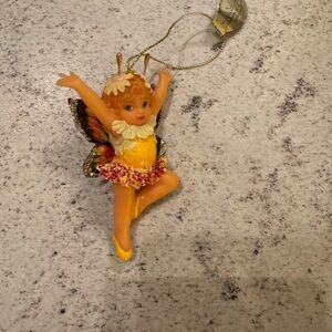 Ashton Drake Heirloom Ornaments "Butterfly
Delight" The Enchanted Garden.